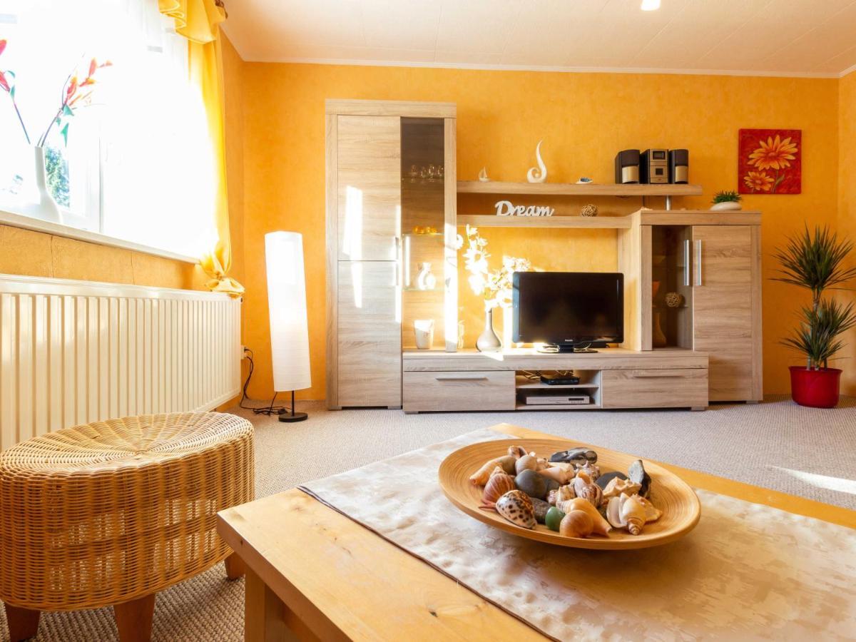 Ferienwohnung Familie Schmidt Берген на Рюген Екстериор снимка